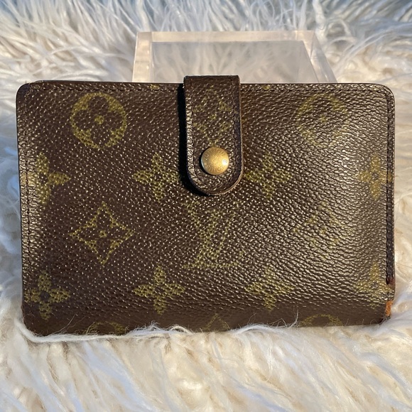 Louis Vuitton LV Monogram Kiss Lock Wallet - Picture 1 of 8